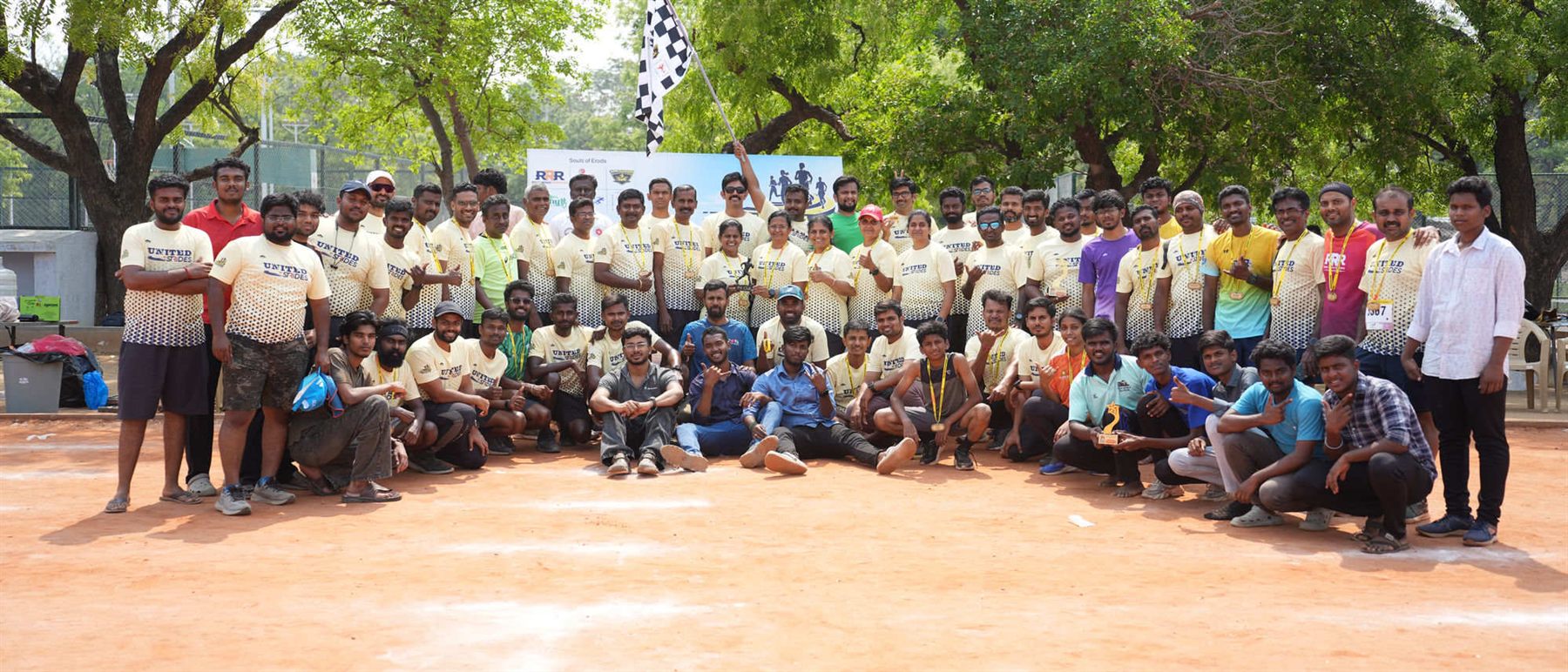 Souls of Erode runners gathered after the Yellow City Trackathon